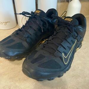 Nike Men's Black Sneakers with Gold Swoosh